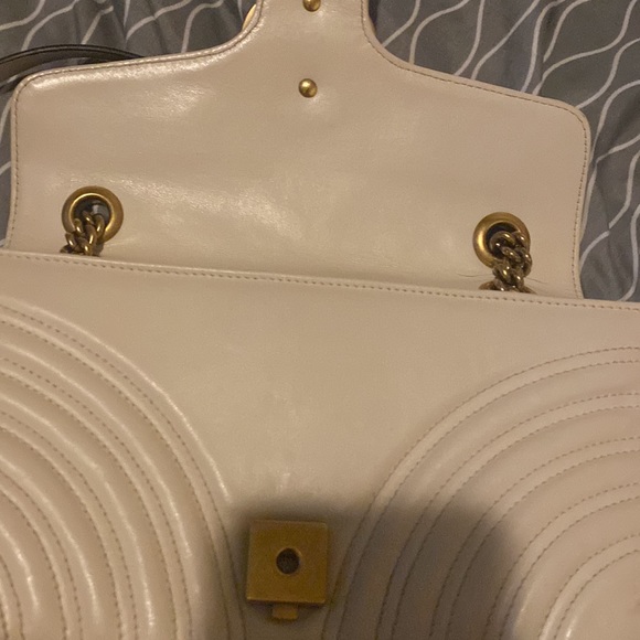 GG Marmont small matelassé shoulder bag I have box and authenticity cards - Picture 16 of 17